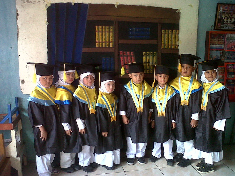 Wisuda PAUD Menur
